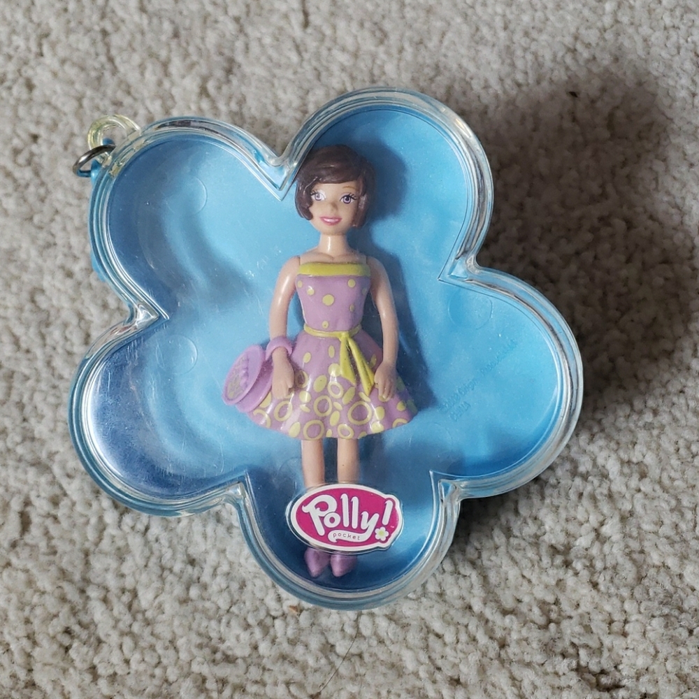 Polly Pocket Flower Doll
